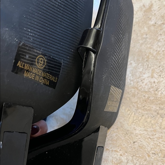 Fashion Nova Glossy Black Heels - Picture 4 of 4